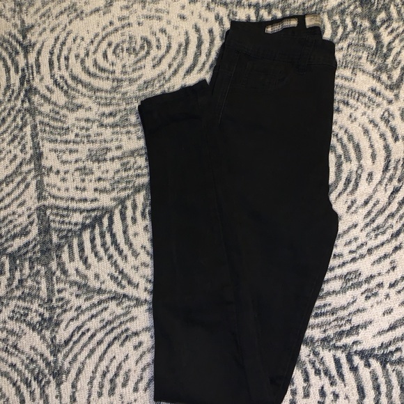 Black high waisted skinny jeans - Picture 2 of 4